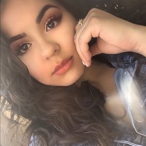 Meet your Posher, Kaitlyn